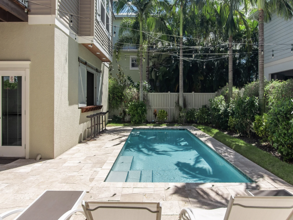 Anna Maria 4 Bedroom Pool Home Home Short Walk to Beach